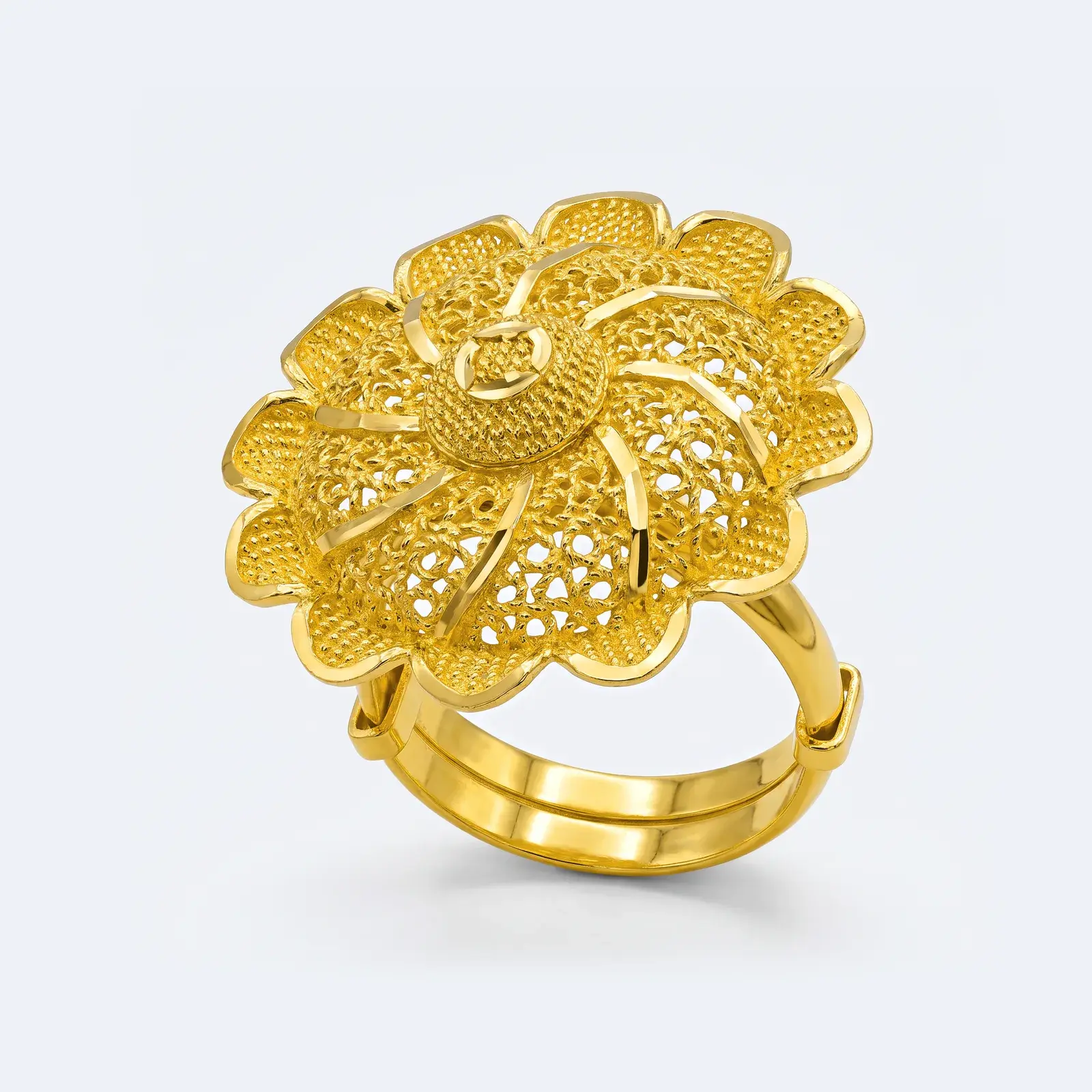 Filigree Pinwheel Flower Ring in 21K yellow gold