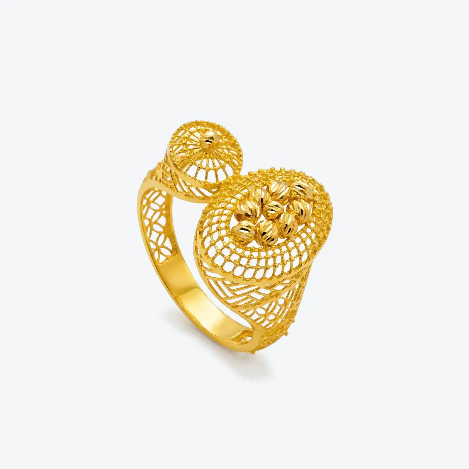 Twin Lattice Medallion Ring in 21K yellow gold